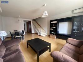 INMOBILIARIA ARBETETA ALQUILA DÚPLEX DE 3 DORMITORIOS EN HORCHE photo 0