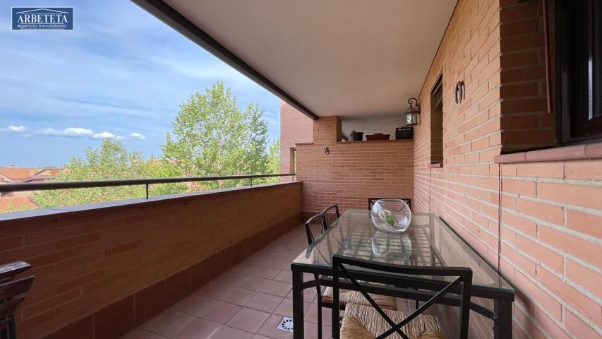 INMOBILIARIA ARBETETA VENDE PISO DE DOS DORMITORIOS EN VALDELUZ photo 0