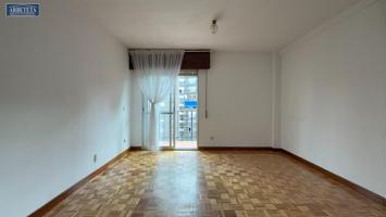 INMOBILIARIA ARBETETA VENDE PISO DE 4 DORMITORIOS EN ZONA PLAN SUR-AMISTAD photo 0