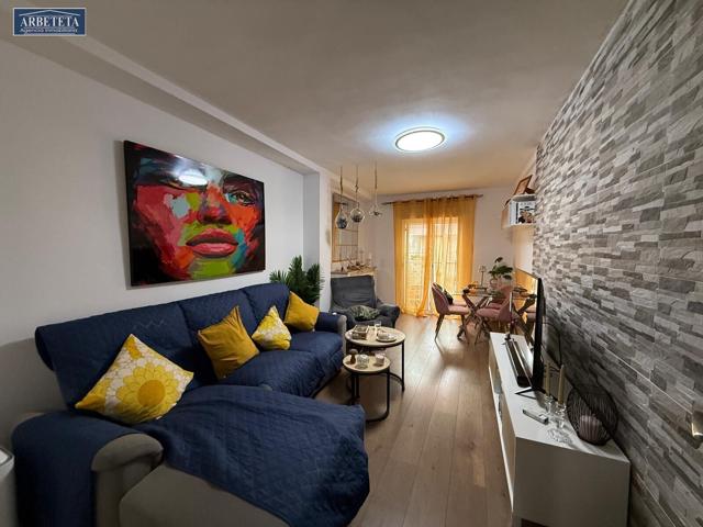 Inmobiliaria Arbeteta vende piso de cuatro dormitorios en Marchamalo photo 0