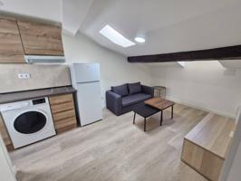 BUHARDILLA EN ALQUILER EN EL CASCO ANTIGUO photo 0