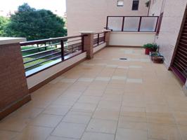 MUY BUEN PISO CON TERRAZA DE 26M2, GARAJE Y TRASTERO photo 0