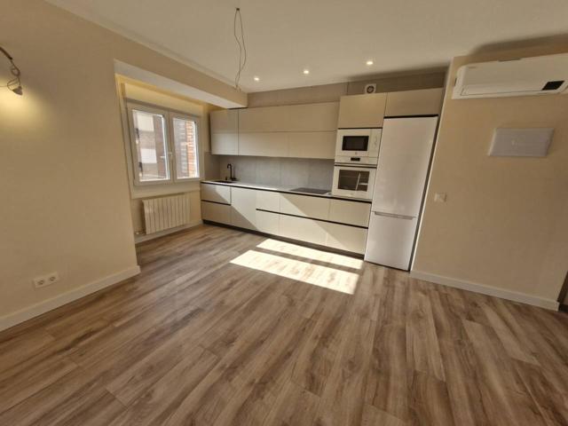 EXCLUSIVA A ESTRENAR: UN CAPRICHO DE VIVIENDA EN PLENO CENTRO photo 0