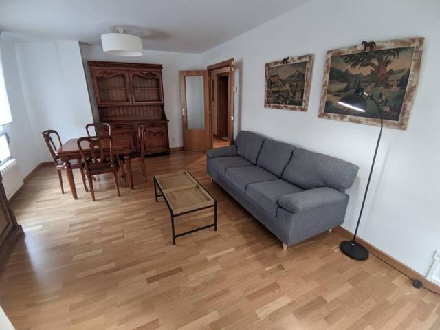 UN CAPRICHO DE APARTAMENTO CON GARAJE Y TRASTERO photo 0