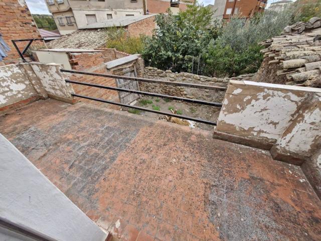 CASA EN MURILLO CON TERRAZA Y PATIO photo 0
