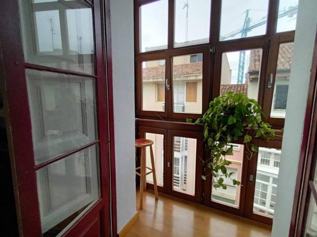 Piso en alquiler en Casco Antiguo photo 0