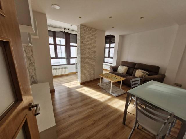 Piso en alquiler en Casco Antiguo(26001) photo 0