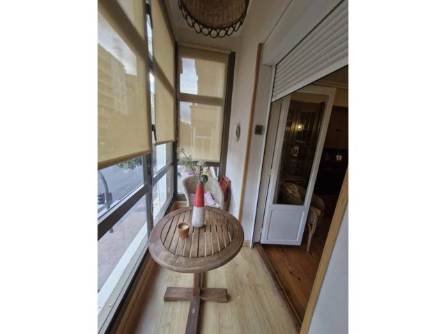 PRECIOSA CASA CON MIRADOR EN EDIFICIO CON ENCANTO EN AVENIDA DE LA PAZ photo 0