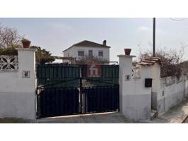 Casa en venta en La Bisbal del Penedès photo 0