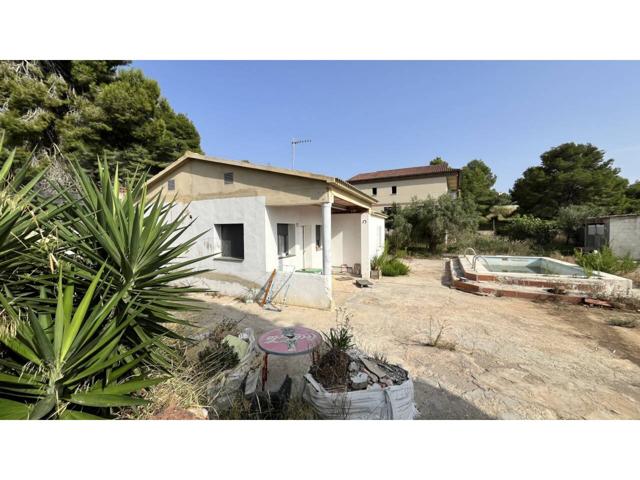 Casa en venta en Cunit photo 0