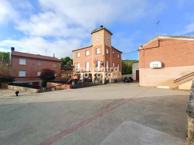 Espaciosa casa con jardín y terraza en Villarejo (La Rioja) photo 0