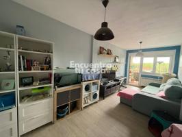 Venta de piso en Castañares de Rioja photo 0