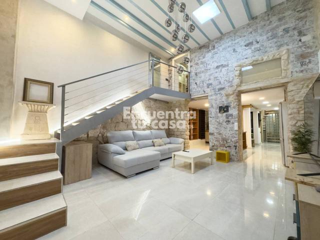 Dúplex de Diseño en el Corazón Premium de Alicante photo 0