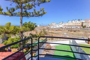 Dúplex de 3 dormitorios, gran terraza y vistas al mar en Arguineguin photo 0