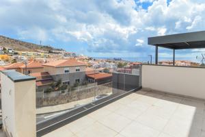 Nuevo dúplex de 2 dormitorios con vistas al mar en Loma Dos photo 0