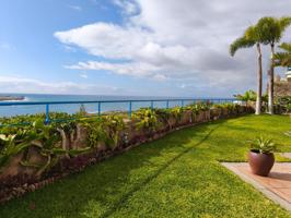 Apartamento con amplio jardín y preciosas vistas al mar en Playa del Cura photo 0