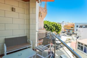 Apartamento céntrico de 2 dormitorios en Arguineguin photo 0