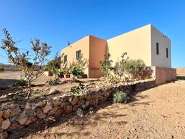 Casa terrera independiente en Tuineje photo 0