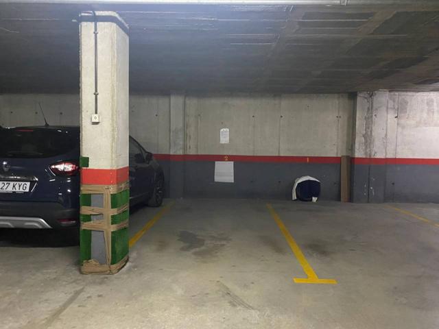 Parking en venta en La Llagosta photo 0