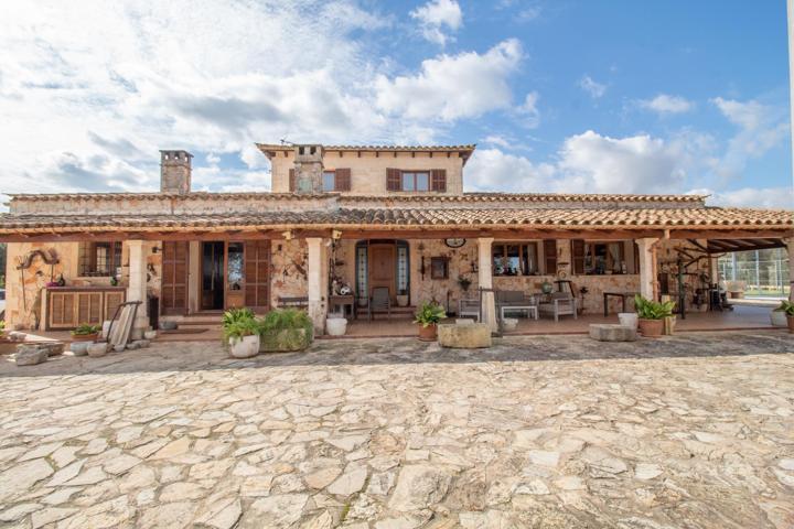 GRAN CHALET LISTO PARA ENTRAR A VIVIR photo 0