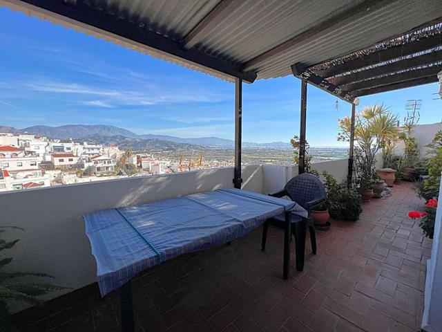 Piso En venta en Calle Guadix. 18680, Salobreña (granada), Salobreña photo 0