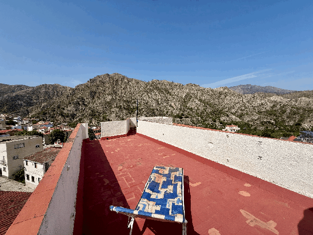Casa En venta en Casas Altas. 18615, Los Guajares (granada), Los Guajares photo 0