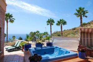 Casa En venta en Urbanización Alminares. 18680, Salobreña (granada), Salobreña photo 0