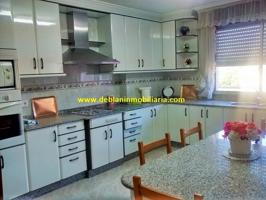 SE VENDE PISO AMUEBLADO DE 3 HABITACIONES EN CANGAS photo 0