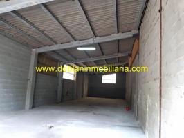 SE ALQUILA NAVE 210 M2 photo 0