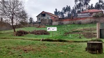 SE VENDE TERRENO EDIFICABLE DE 1.000m2 EN TUI photo 0