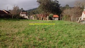 SE VENDE TERRENO EDIFICABLE DE 2.599m2, CON CASA DE PIEDRA PARA REHABILITAR EN TUI photo 0