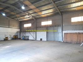 NAVE DE 300 M2 CON OFICINA Y ASEO ANEXOS photo 0