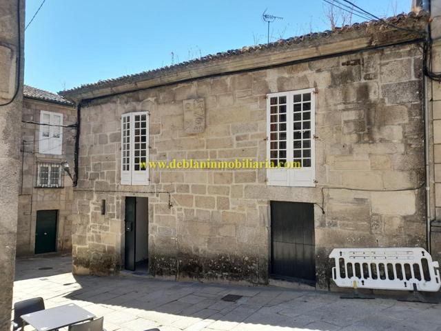 CASA DE PIEDRA DE TRES PLANTAS, EN EL CORAZÓN DEL CASCO HISTÓRICO photo 0