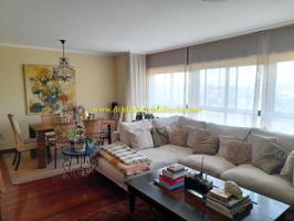 CHALET PAREADO DE 208 M2, CON JARDÍN photo 0