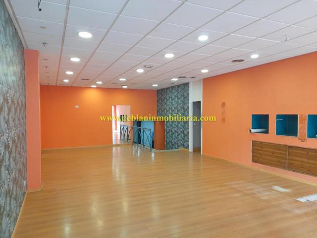 LOCAL DE 235 M2, EN EL CENTRO DE TUI photo 0