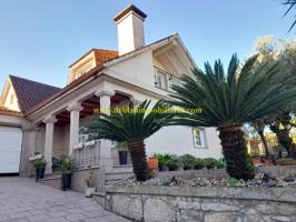 MAGNÍFICO CHALET, TOTALMENTE AMUEBLADO, A 2 KM., DEL CENTRO DE TUI photo 0