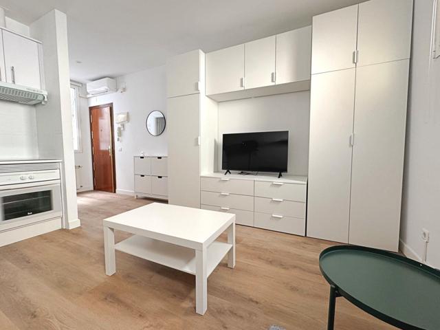 Alquiler de Estudio en Trafalgar photo 0