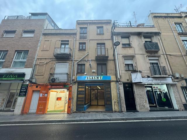 LOCAL COMERCIAL JUNTO CON EDIFICIO EN EL CENTRO DE REUS (CALLE MISERICORDIA) photo 0