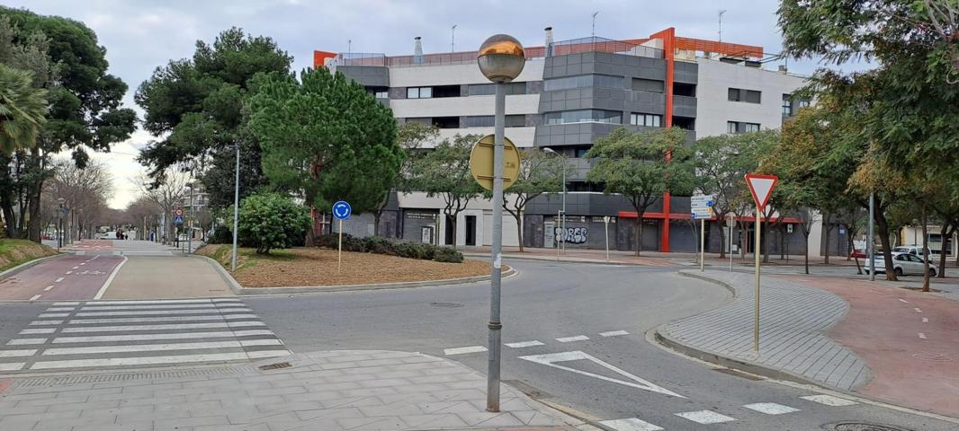 ¡Oportunidad única en Cambrils! Local en venta en ubicación inmejorable 🏢✨ photo 0