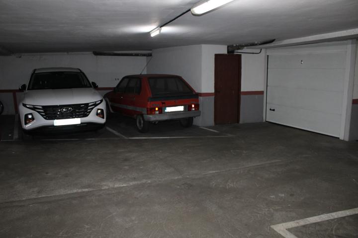 Parking En venta en Roses photo 0