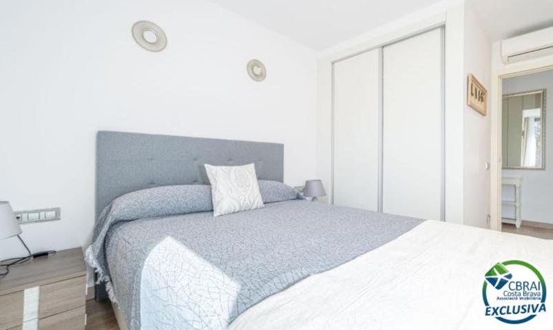Piso En venta en Roses photo 0