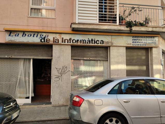 Local En venta en Roses photo 0