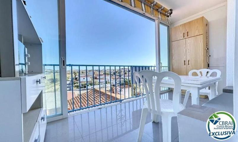 Piso En venta en Roses photo 0