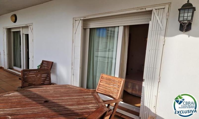 Piso En venta en Roses photo 0