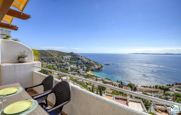 Villa En venta en Roses photo 0