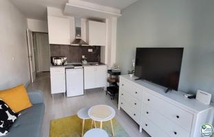 Piso En venta en Roses photo 0