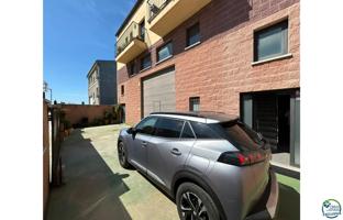 Piso En venta en Castelló d'Empúries photo 0