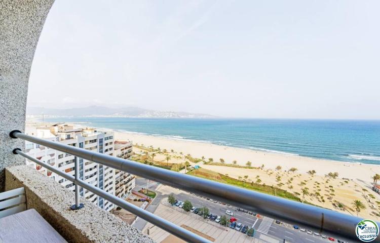 Piso En venta en Castelló d'Empúries photo 0