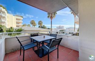 Piso En venta en Roses photo 0