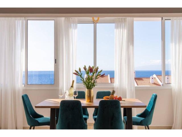 Apartamento de 3 dormitorios con vistas al oceano photo 0